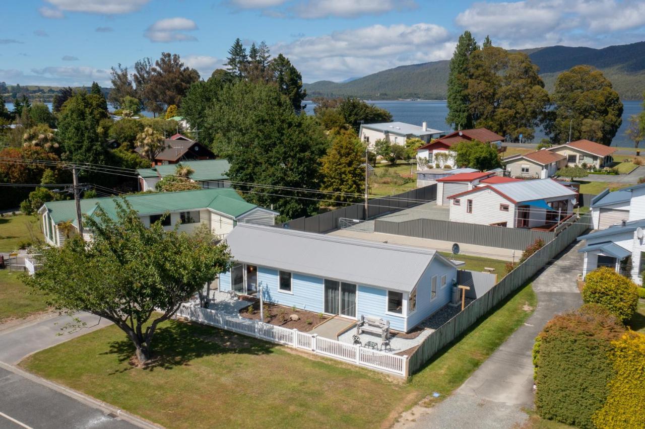 The Mayflower Cottage Te Anau Exterior photo