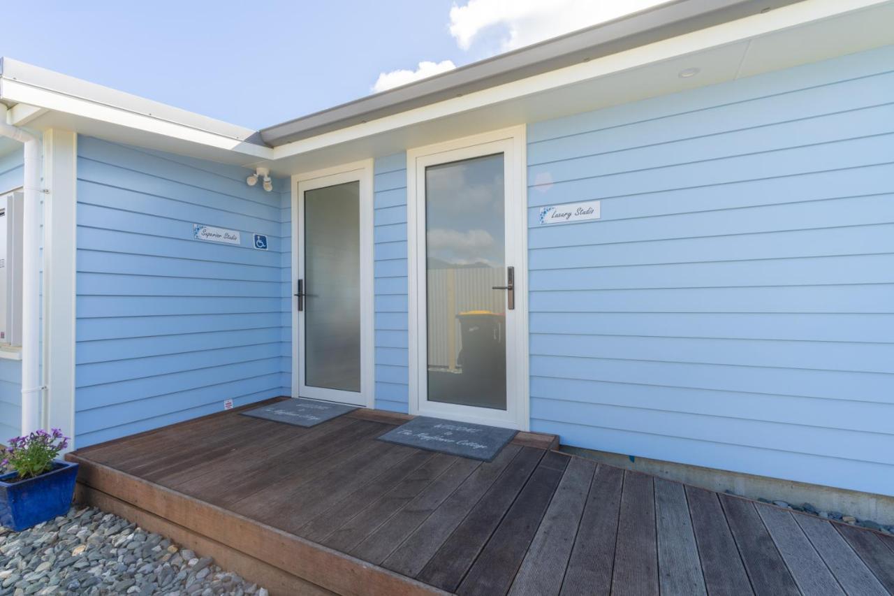 The Mayflower Cottage Te Anau Exterior photo